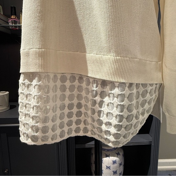 Akris Punto Embroidered Ivory Shirttail Sweater – Size 10 - Picture 5 of 10